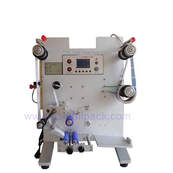 Semi automatic vertical round bottle labeling machine
